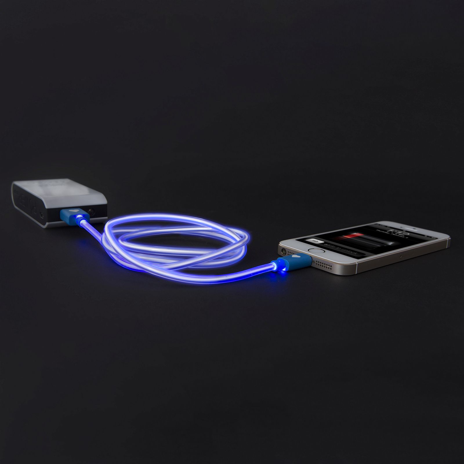 iPhone 5, 5S, 5C, 6, 6plus / iPod / iPad USB világító adat- és töltőkábel kék